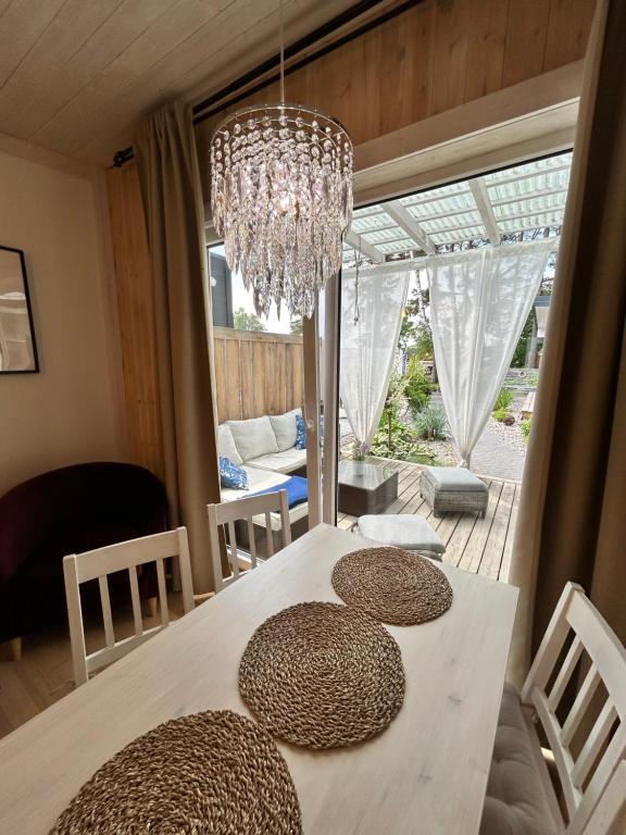 Posezení v ubytování Patio Dębki