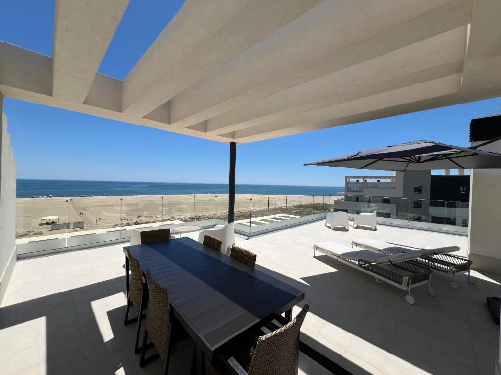 View of New penthouse with sunny beach view, Huelva (updated prices 2026)