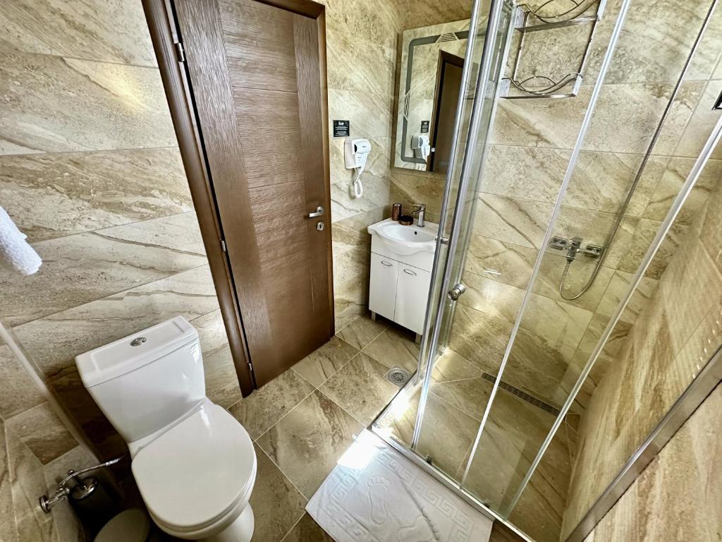 Koupelna v ubytování Akhdar Apartments
