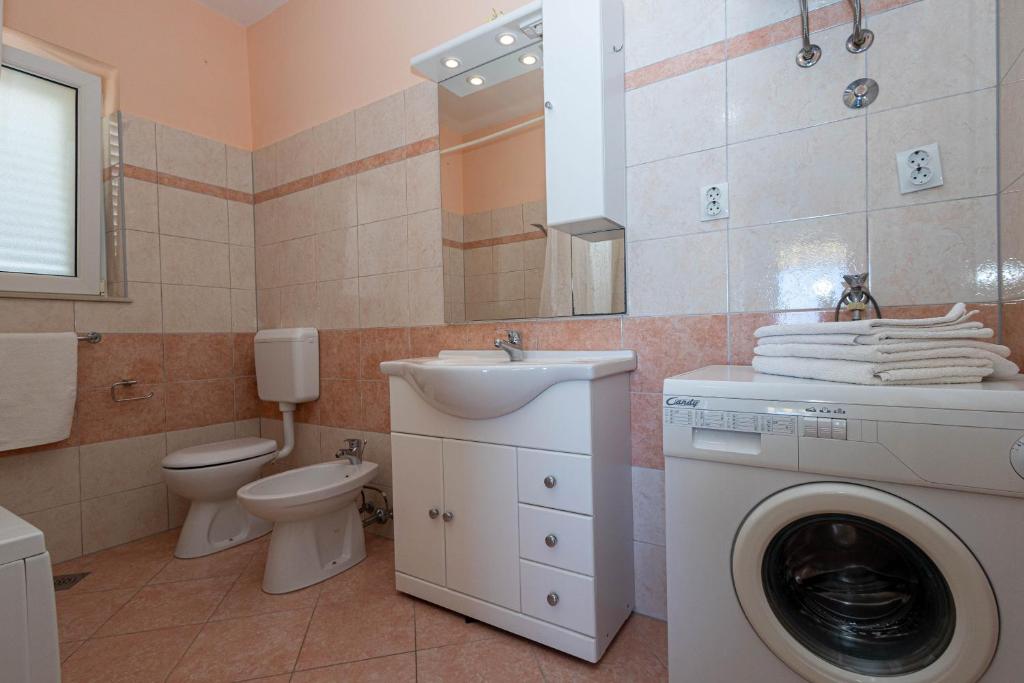 Kúpeľňa v ubytovaní Marin Apartments