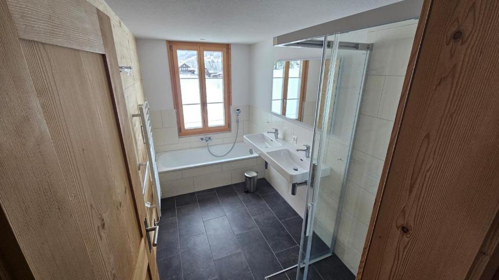 Koupelna v ubytování Chalet Bärgsunne