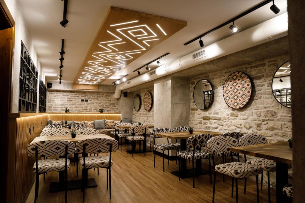 Posezení v ubytování Hotel Kalemi 2