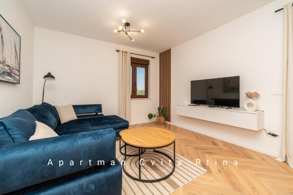 TV a/nebo společenská místnost v ubytování Apartman Cvita Rtina