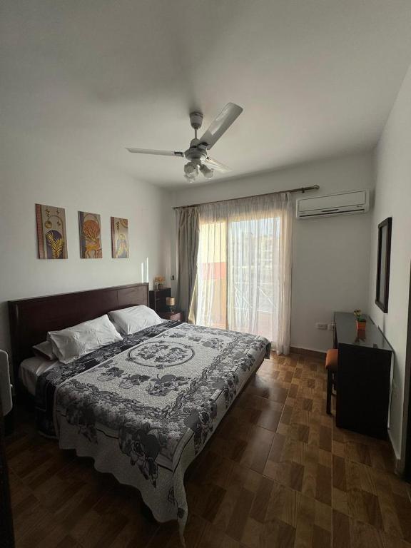 Kép Brand New Renovated Cheerful 3-bedroom Villa With 6 Pools FAMILY ONLY- Perla Marina Kilo 85 szállásáról El Alameinben a galériában