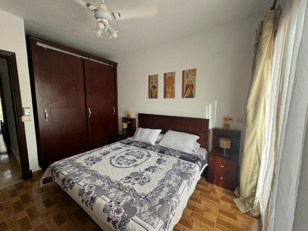 Kép Brand New Renovated Cheerful 3-bedroom Villa With 6 Pools FAMILY ONLY- Perla Marina Kilo 85 szállásáról El Alameinben a galériában