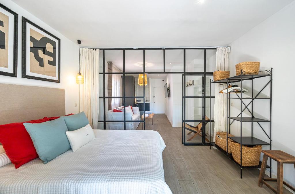 Postel nebo postele na pokoji v ubytování Apartamento en Milla de Oro a 5 min andando de la playa