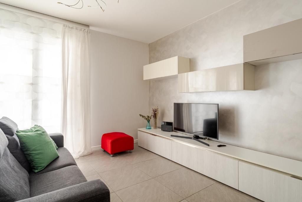 TV a/nebo společenská místnost v ubytování Dalmine Luxury Suite