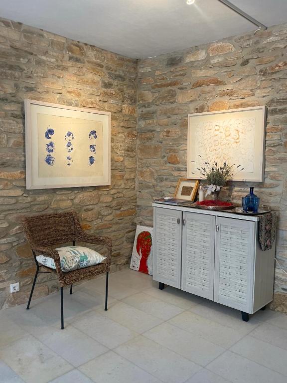 Fotografie z fotogalerie ubytování The Artists House - Atelier Suite v destinaci Agia Theodoti