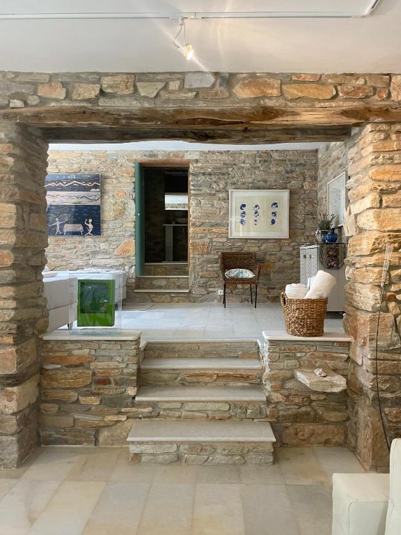 Fotografie z fotogalerie ubytování The Artists House - Atelier Suite v destinaci Agia Theodoti
