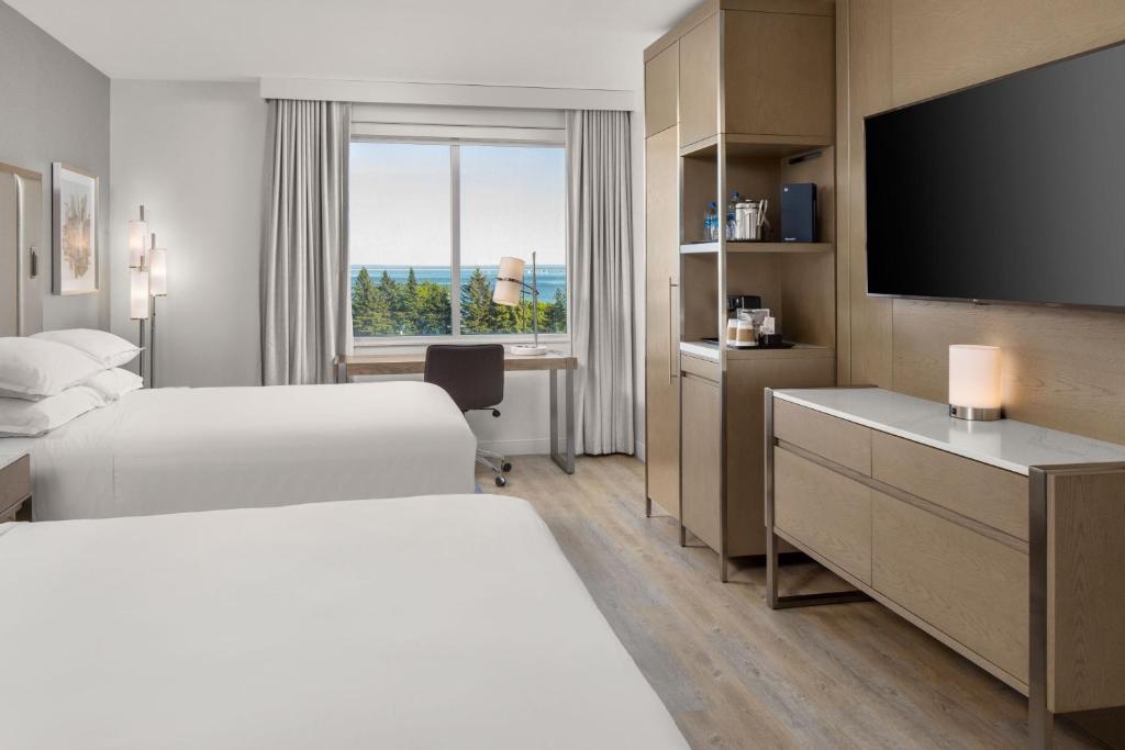 Sheraton Duluth Hotel - 