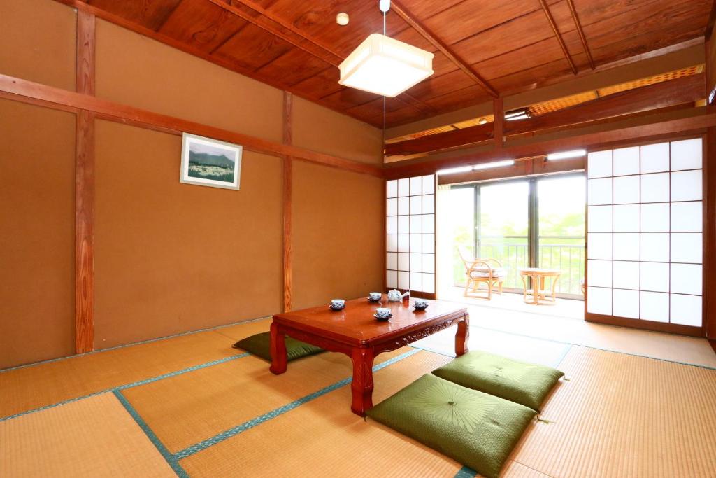 Posezení v ubytování あじわいの心 金時山荘