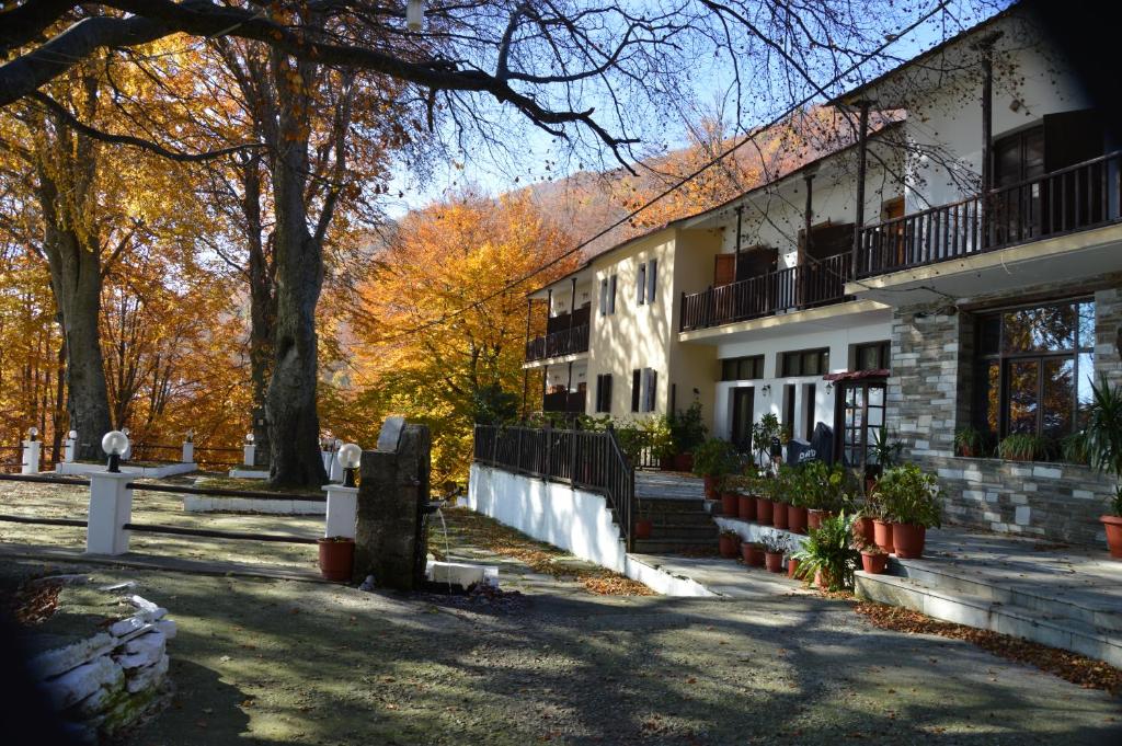 Budynek, w którym mieści się hotel