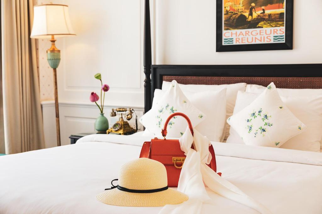 Imperial Heritage Suite - Massage Included