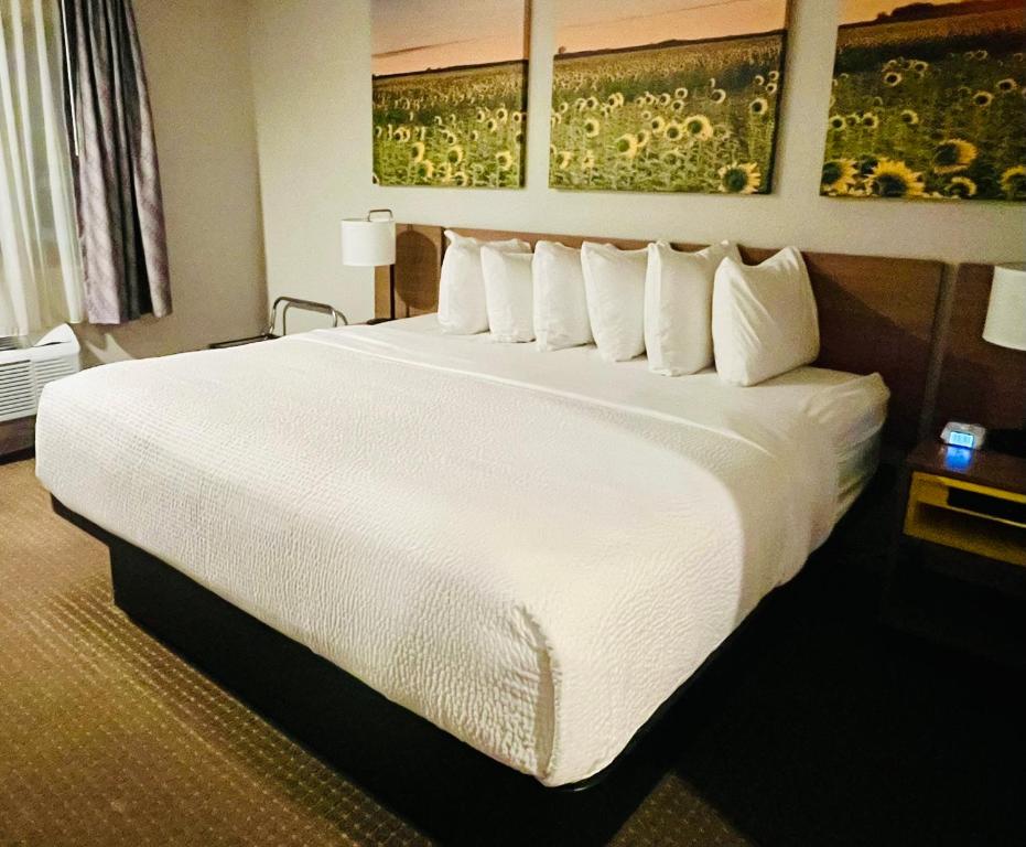 Days Inn by Wyndham Wall photo