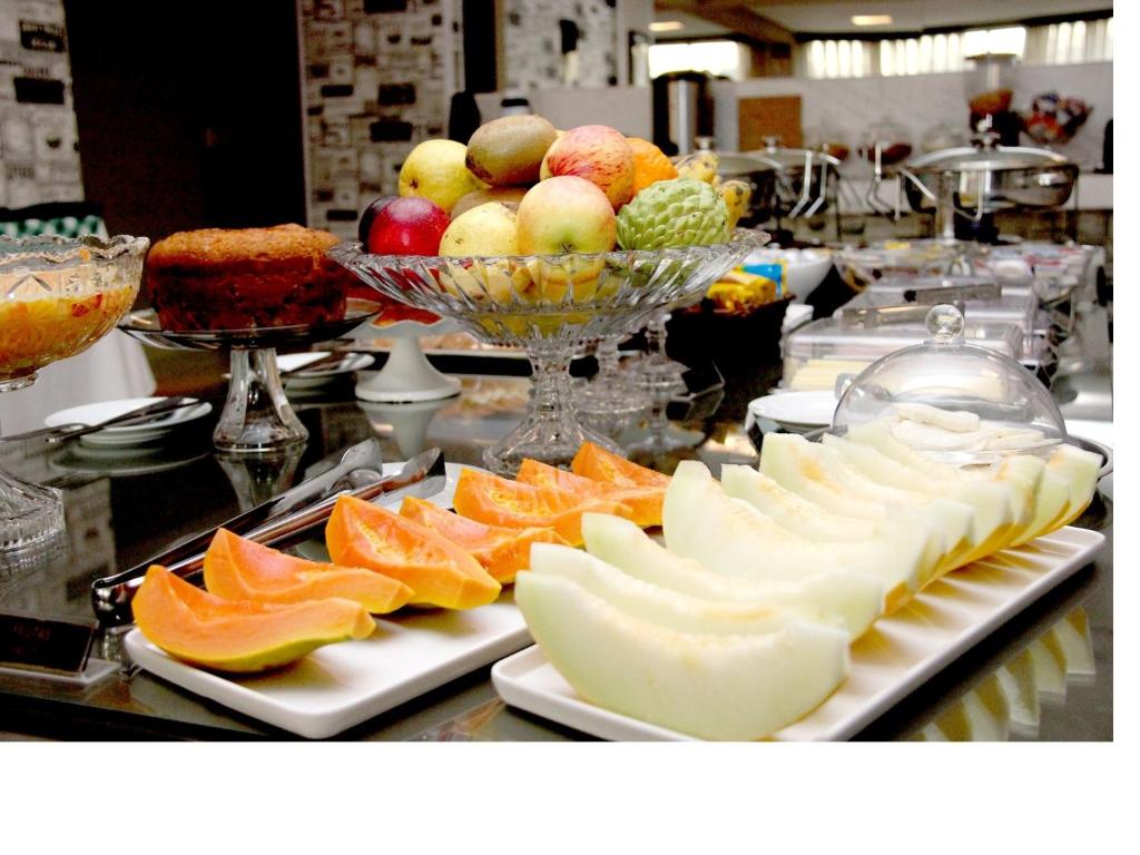  Prado Hotel Business
