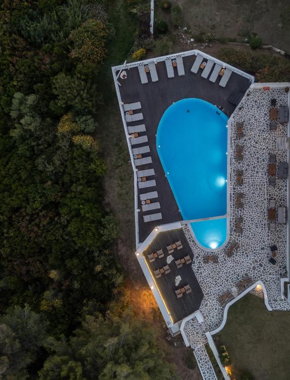 Bazén v ubytování Oniro Skiathos nebo v jeho okolí
