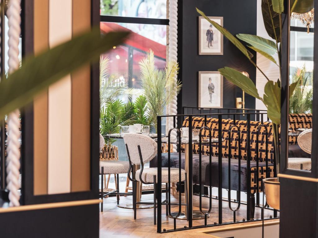 Billie Hôtel - Resim 19