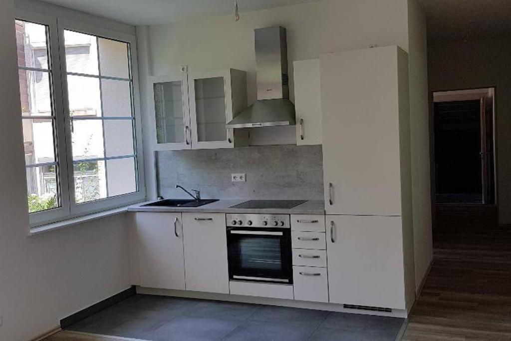 L8 Street - Kaiser-Friedrich-Straße 131 - Apartment With Garden View