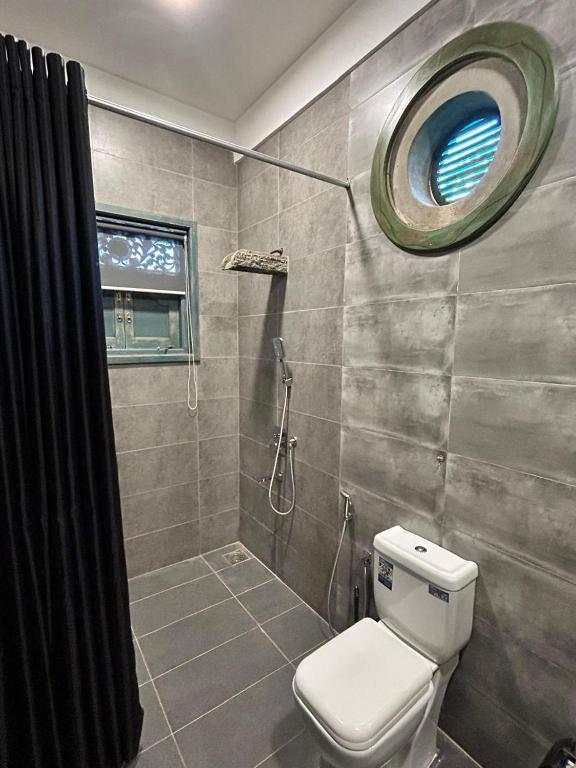 Still Waters Artistry - 17