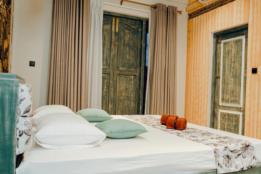 Still Waters Artistry - 14