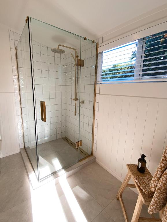 Koupelna v ubytování Willow View Cottage - Beautiful farm views close to Waitomo