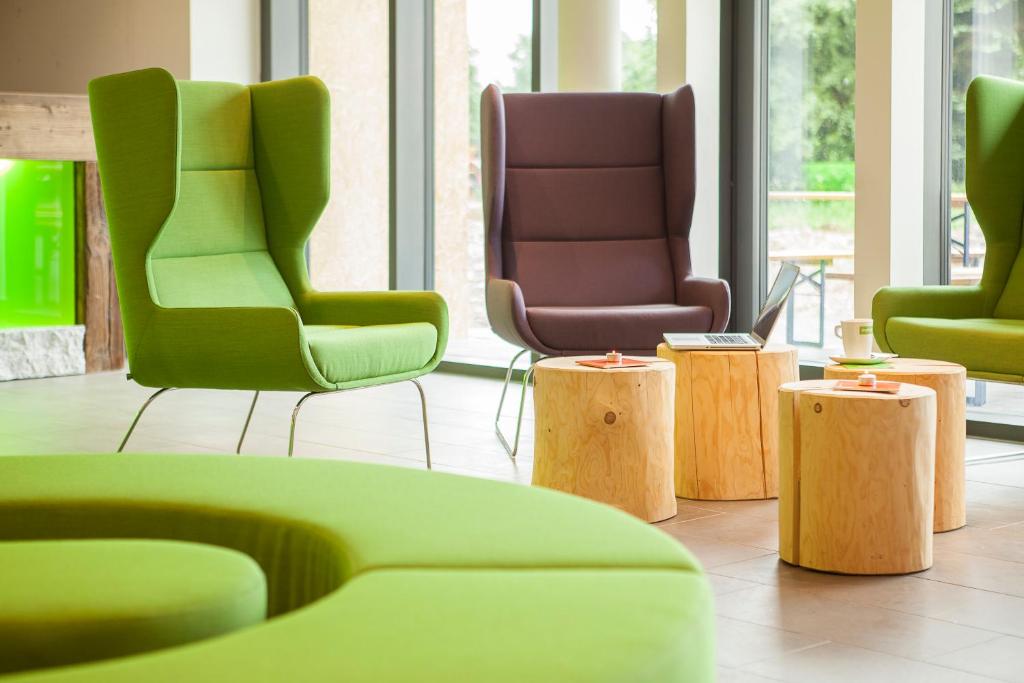 Posezení v ubytování Explorer Hotel Stubaital