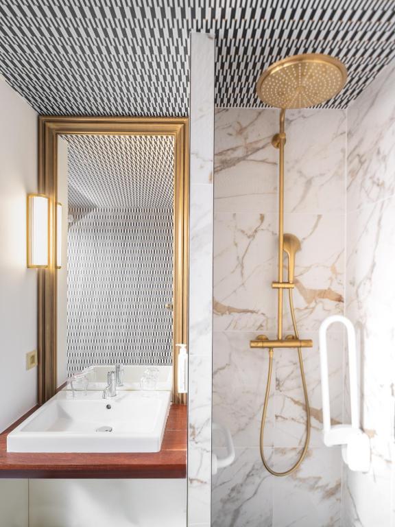 Billie Hôtel - Resim 40