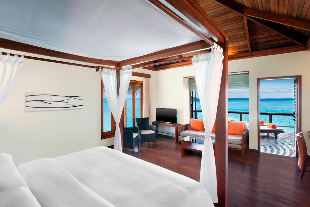 Sheraton Maldives Full Moon Resort & Spa - Water King Villa With Plunge Pool And Ocean View