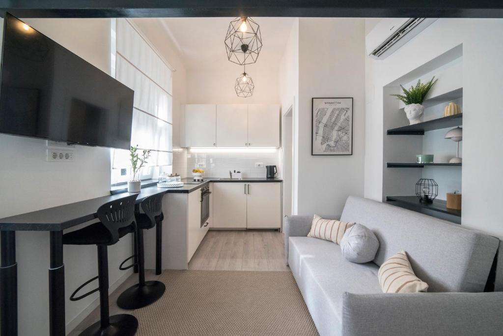 Mini P Zagreb - Cozy Studio with Free Parking