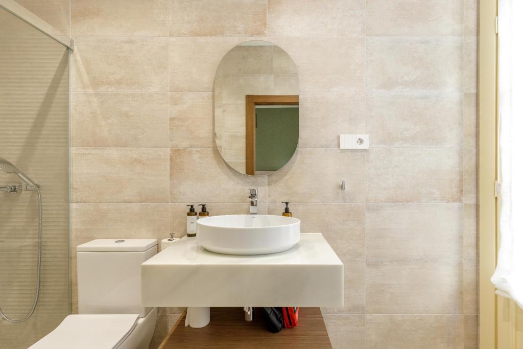 Plaza del Siglo Suites & Boutique Apartments by Caleta Homes - 17