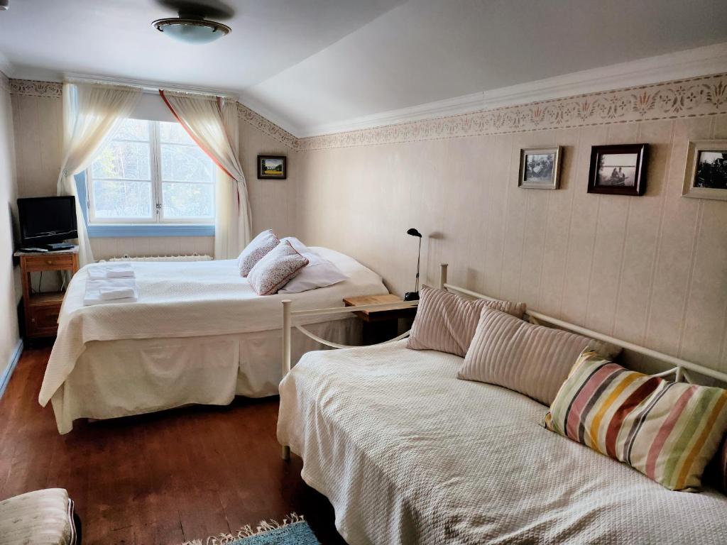 Taulun Kartano - Family Room (2 Adults + 2 Children)