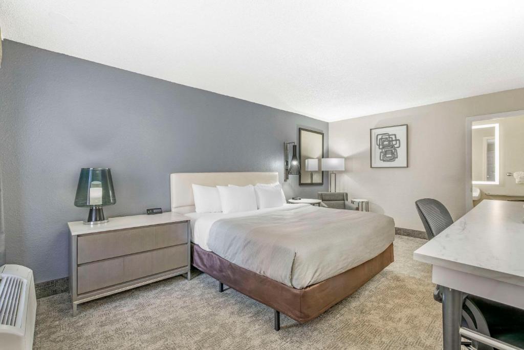 Quality Inn Daytona Speedway - I-95 photo