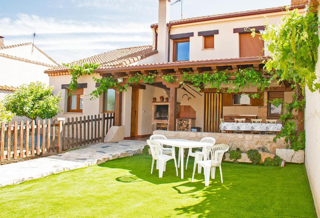Κήπος έξω από το Casa Mariano