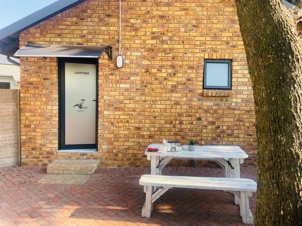 Rollers Rest Guesthouse - Housity