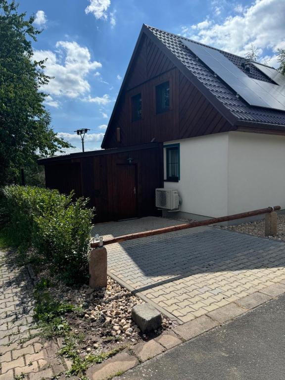 Čistá v Krkonoších - Chata Belmonda - Three-Bedroom Apartment