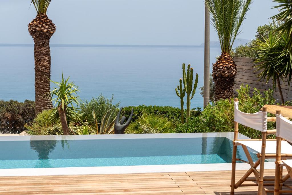 Palm Tree private pool Villa