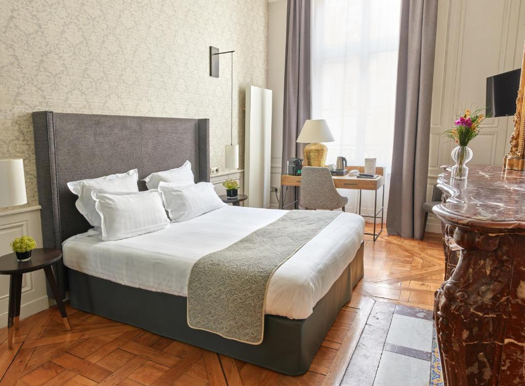 Hotel De Guise Nancy Vieille Ville - Chambre Double Privilège - Vue Sur Rue