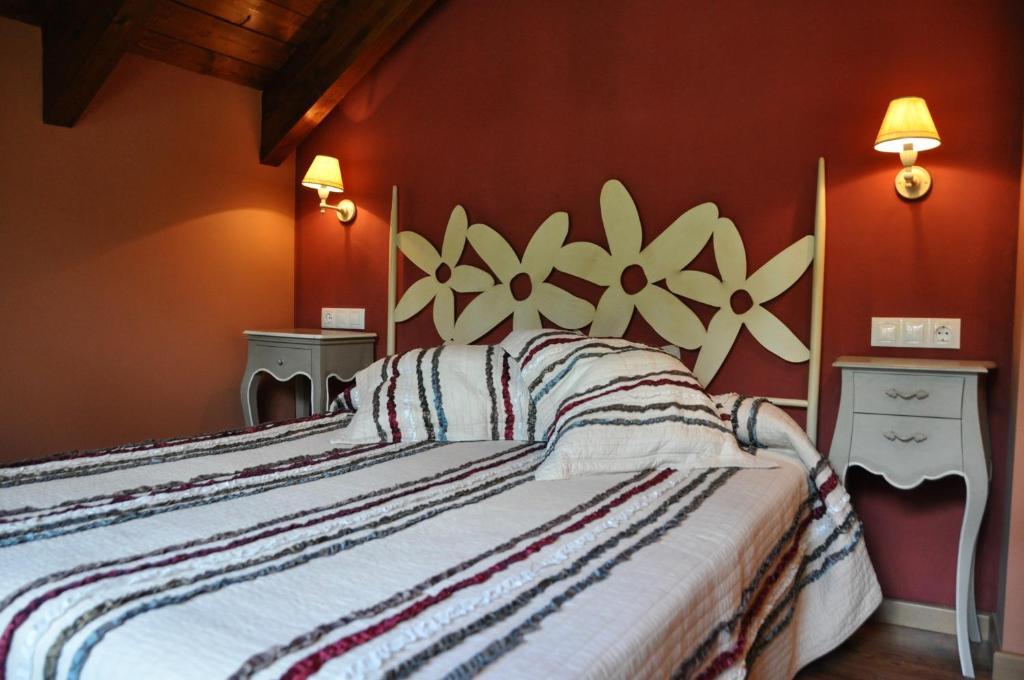 Postel nebo postele na pokoji v ubytování Casa Montse