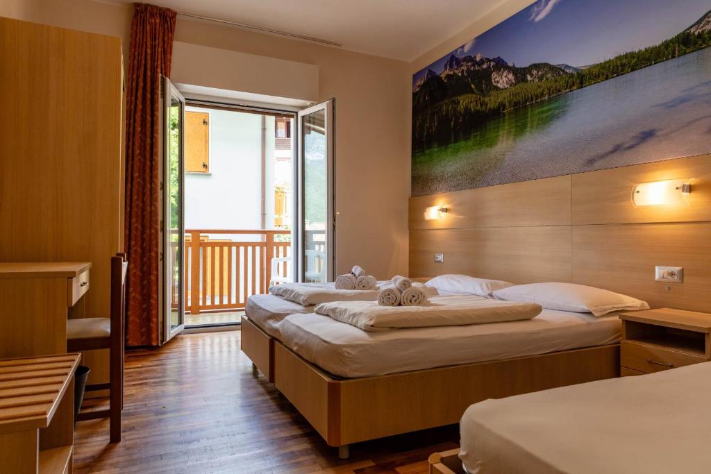 Hotel Lory - Molveno - Dolomiti - Double Or Twin Room