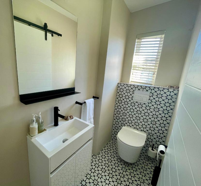 Hill Penthouse Plett - Best On Top - Image 19