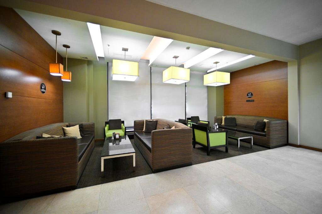 Posezení v ubytování Yerevan Place Hotel