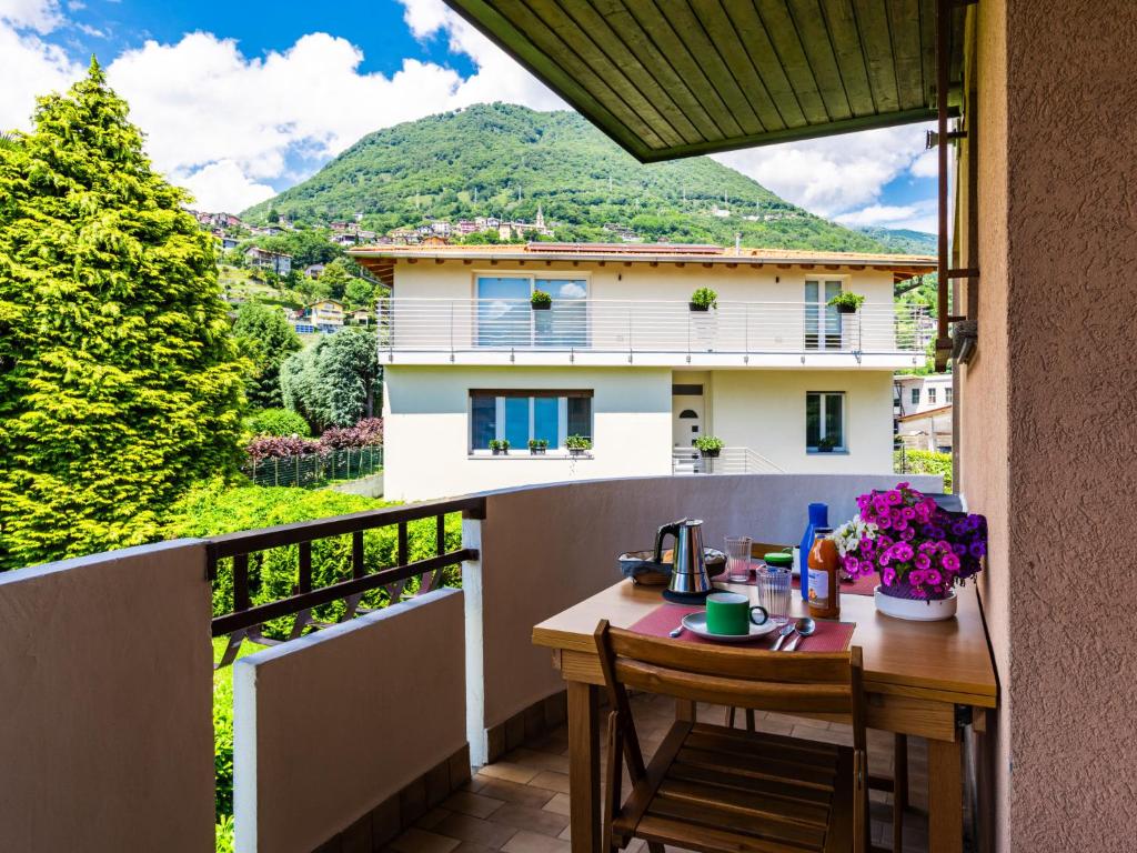 Nespecifikovaný výhled na hory nebo výhled na hory při pohledu z apartmánu