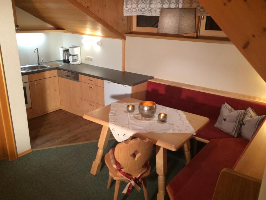 Kuchyň nebo kuchyňský kout v ubytování Gasslihof