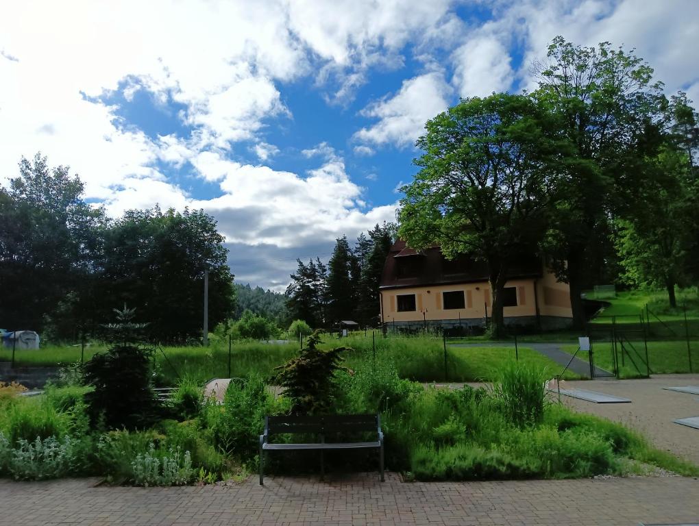Zahrada ubytování SPA Pod Javory