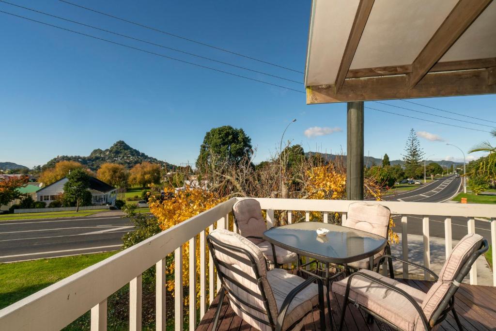 5 o'clock Somewhere Tairua Holiday Home, Tairua (updated prices 2024)