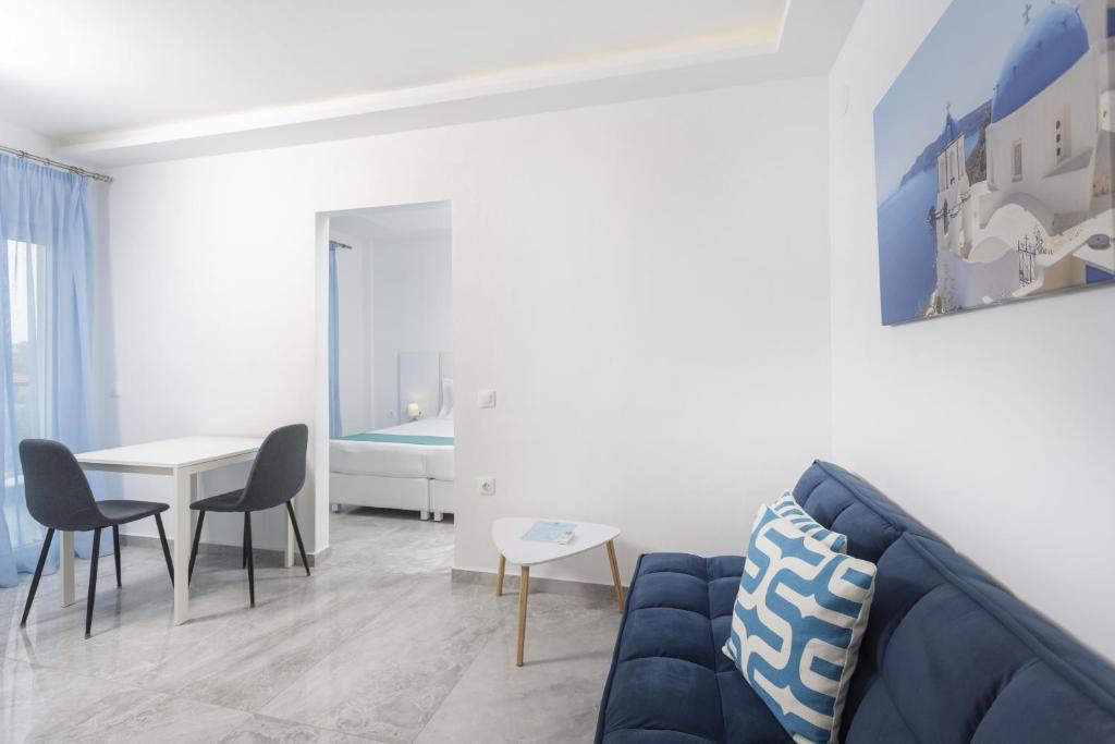 Asterias Premium Holiday Apartments - 7