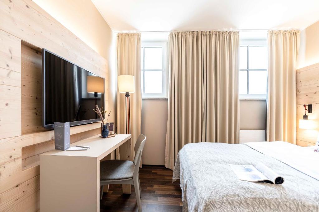 Feldmochinger Hof - Resim 27