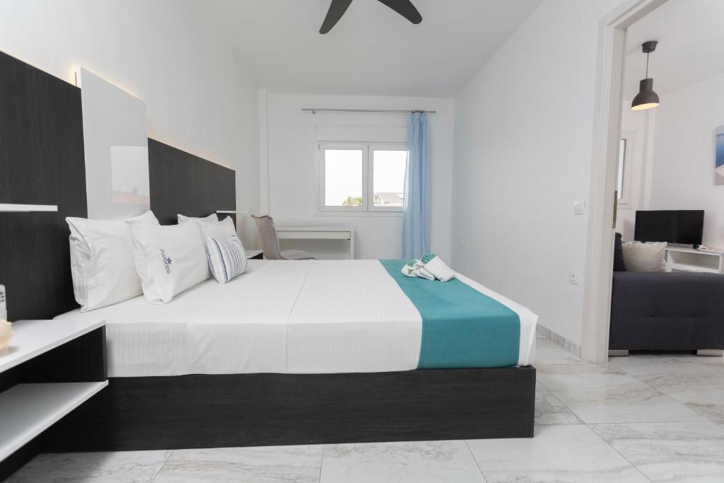 Asterias Premium Holiday Apartments - 18