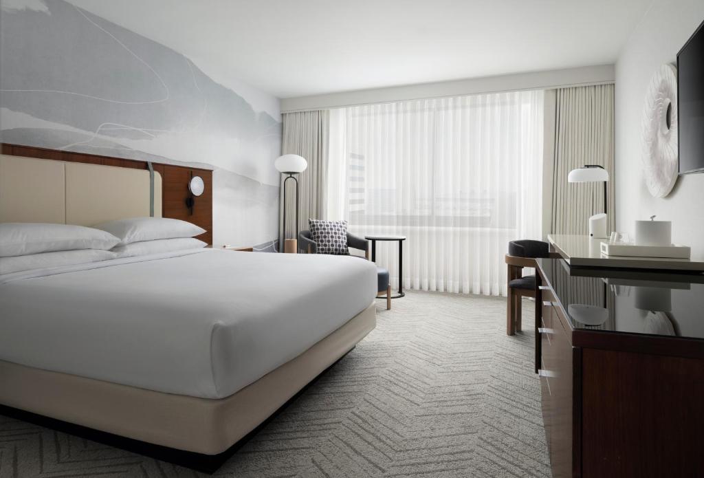 Marriott Long Beach Downtown - 