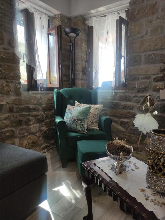Posezení v ubytování Stonehouse Karidis